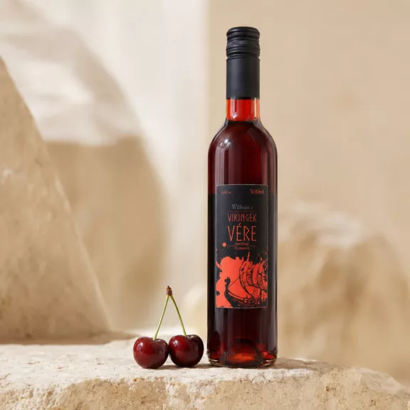 Wilhelm Vikingek Vére mézbor 12,5% - 500 ml Wilhelm Vikingek Vére mézbor 12,5% - 500 ml